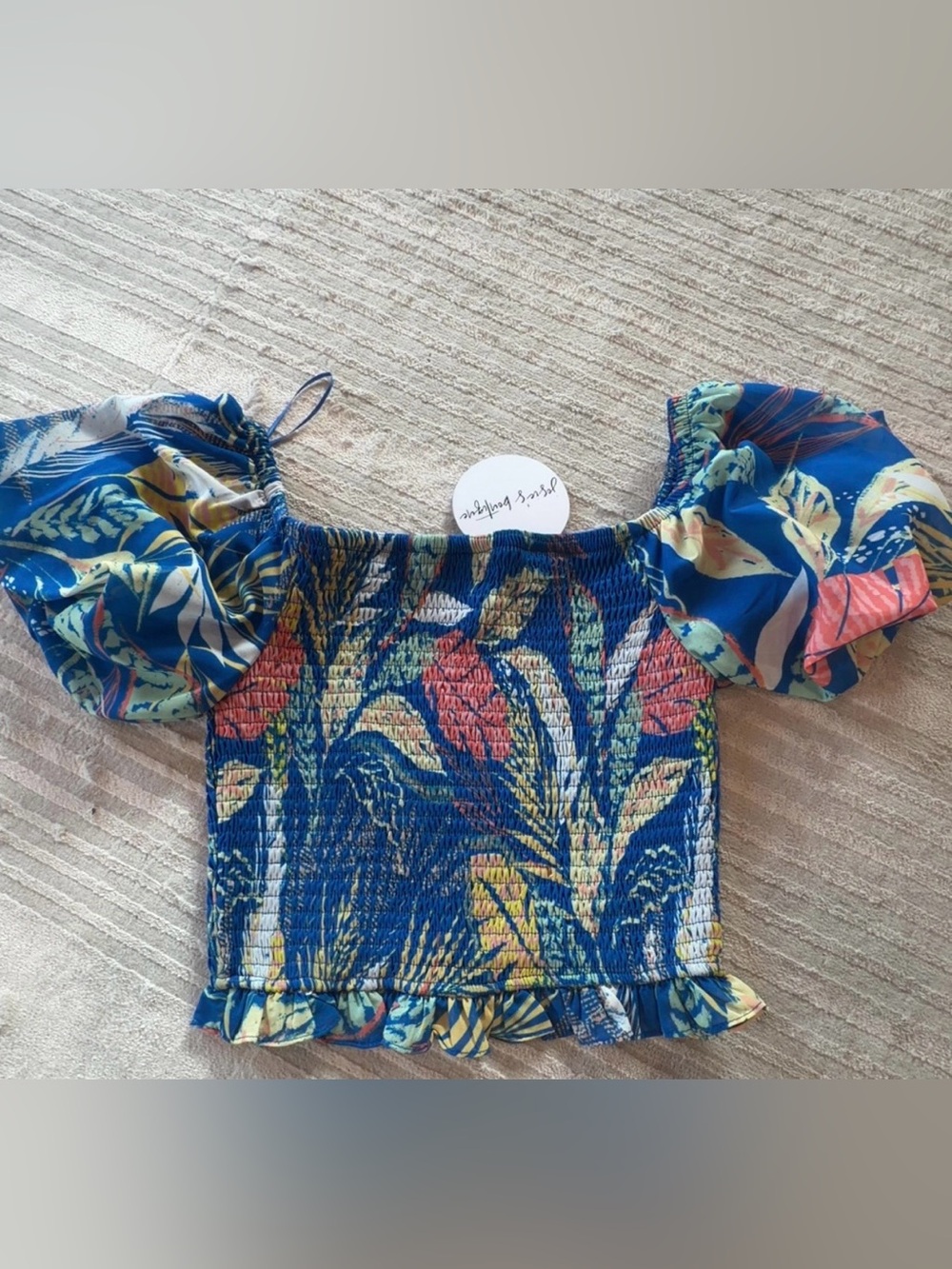 NWT flying tomato cropped puff sleeve top